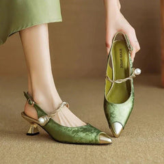 Sanne | Dames Jacquard Slingback Pumps Parel Twisted Bandje Kitten Hak