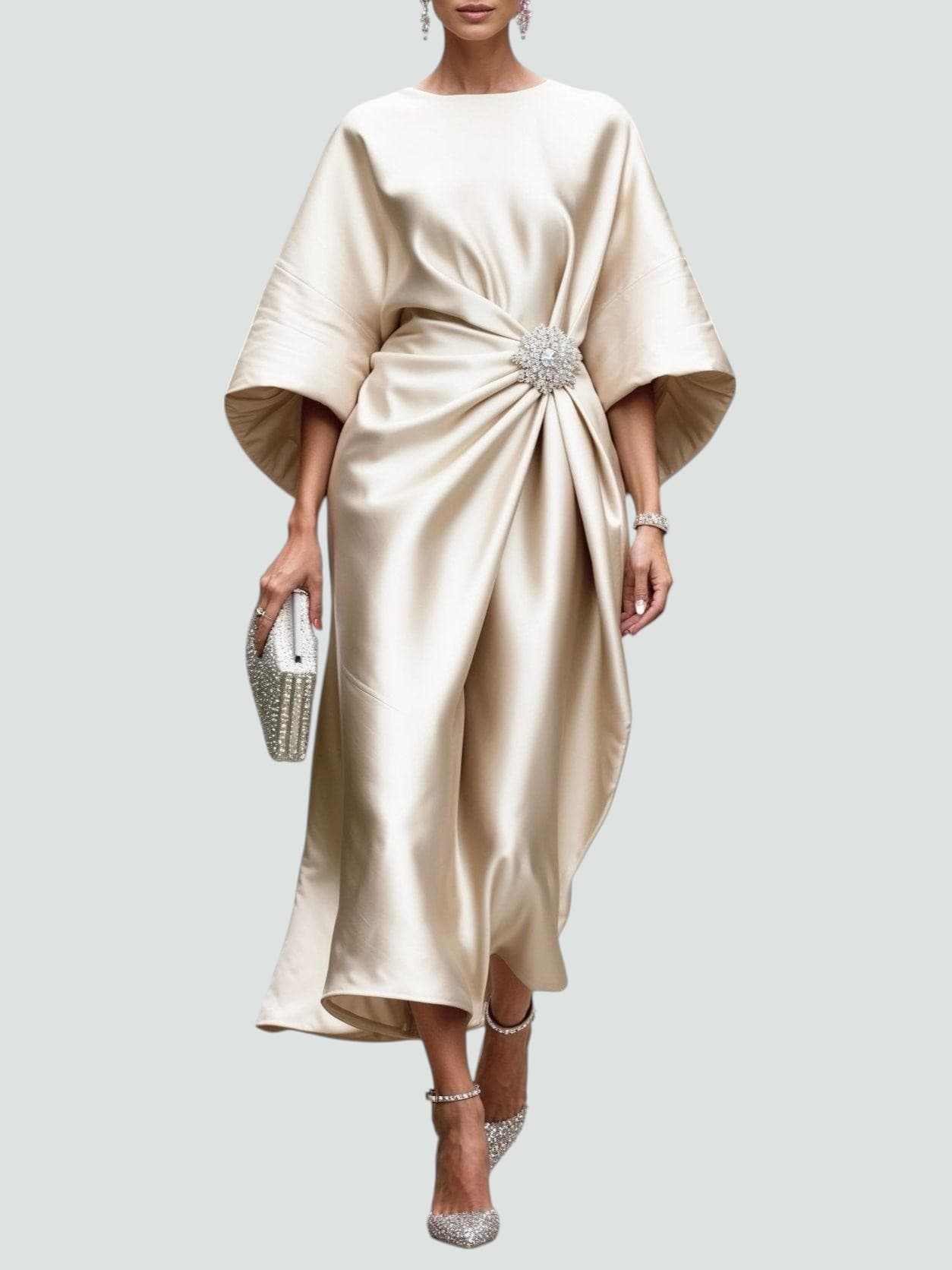 Amber | Dames Elegante Maxi Jurk Met Gedrapeerde Broche
