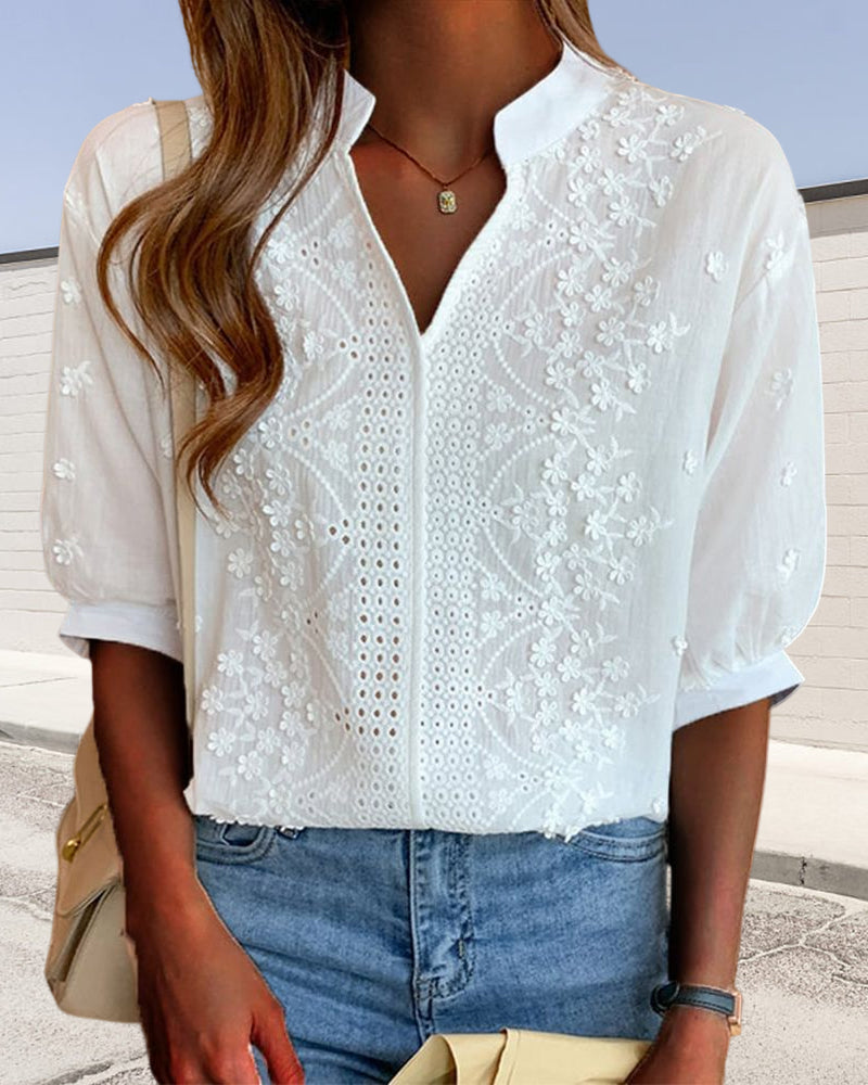 Alicia | Dames V-Hals Blouse met Borduursel