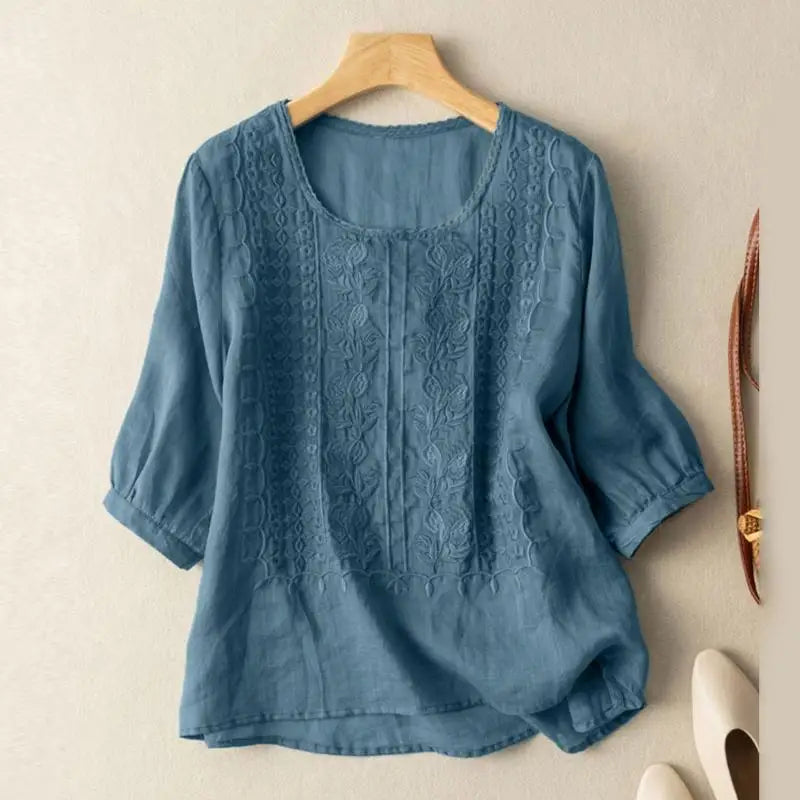 Phoebe | Dames Geborduurde Blouse Met Ronde Hals