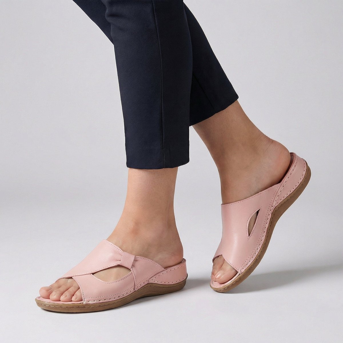 Roos | Dames Comfortabele Platte Muiltjes Sandalen Instapper Uitsnijding