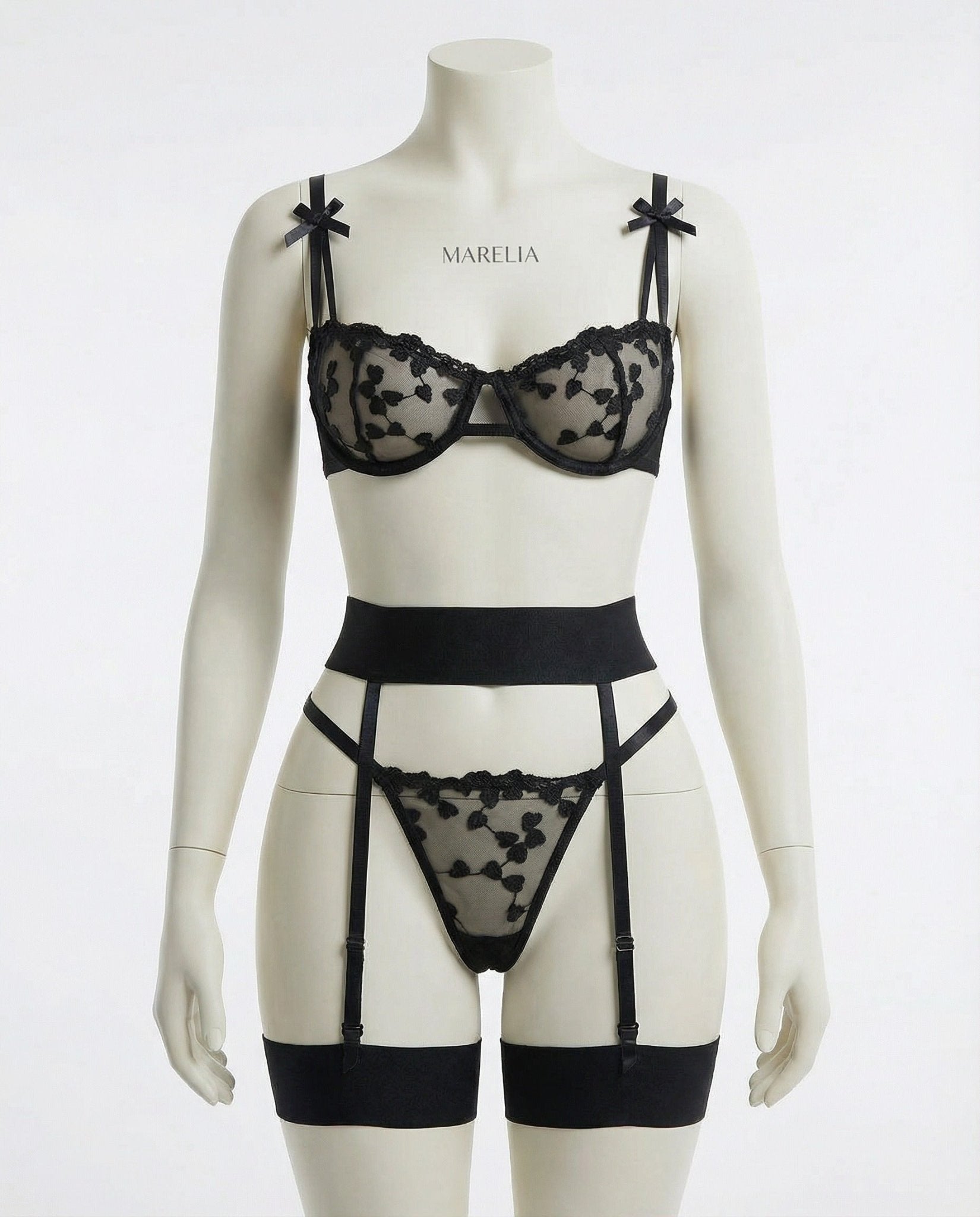 Emma | Dames Geborduurd Mesh Lingerie Set Jarretelgordel