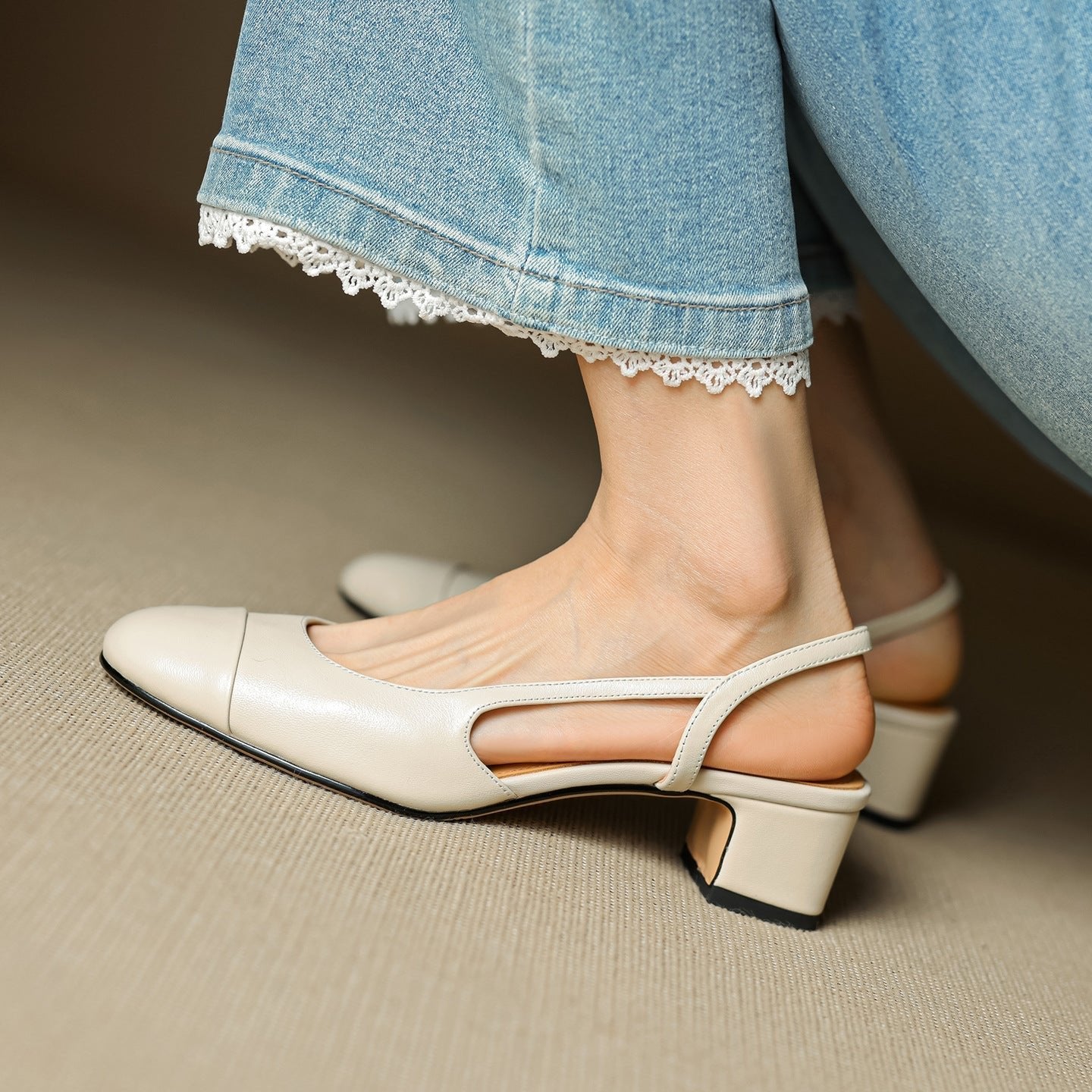Sanne | Dames Lederen Slingback Pumps met Amandelneus en Blokhak