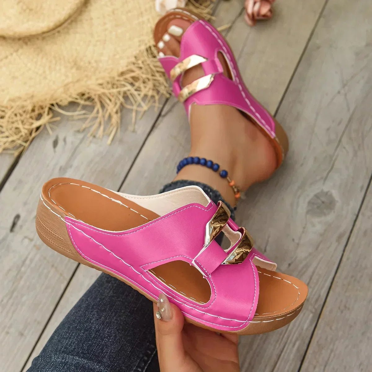 Anna | Dames Orthopedische Sleehak Sandalen met Gouden Gesp