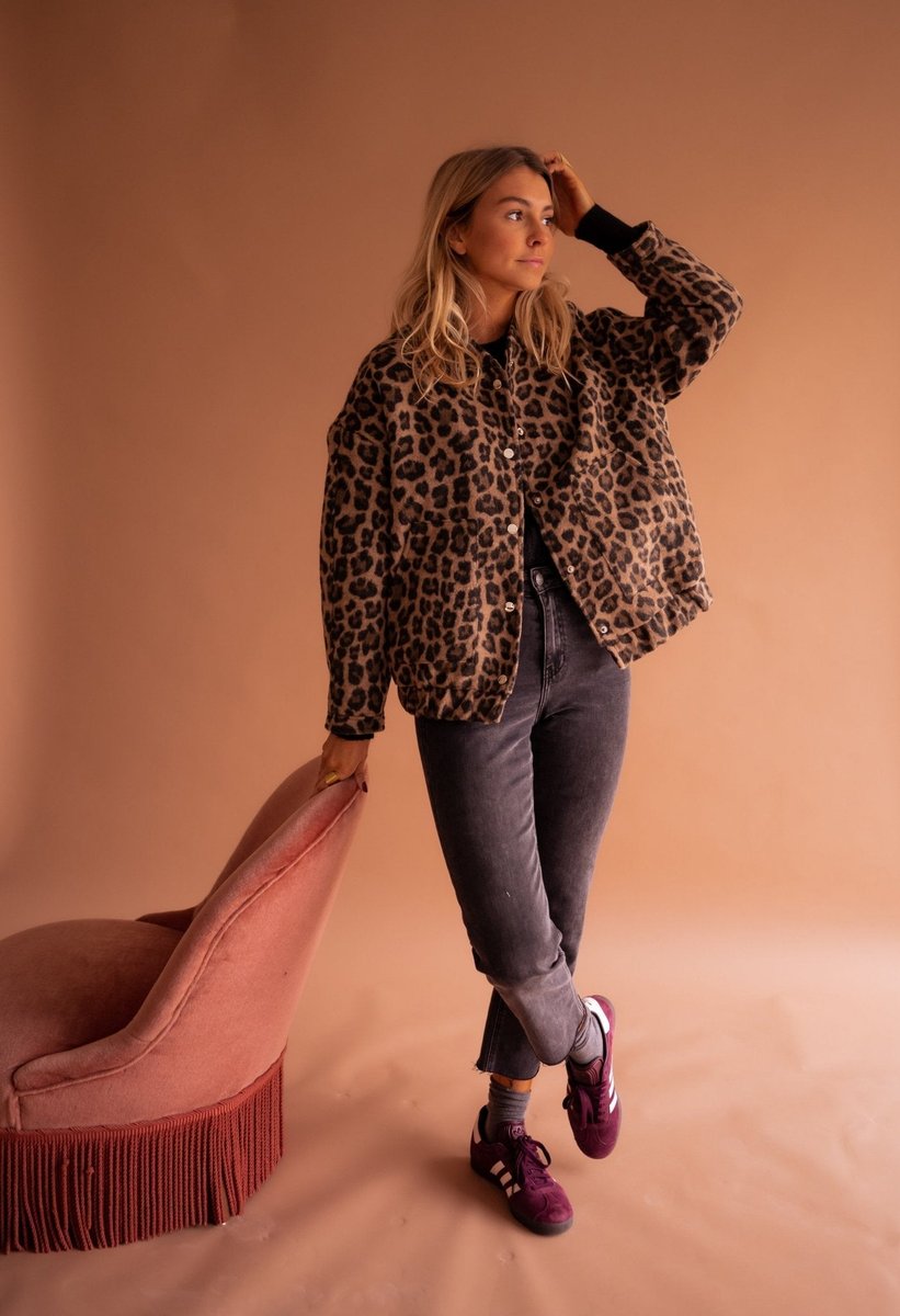Sophie | Dames Oversized Quilted Jacket Women Luipaardprint Drukknoop