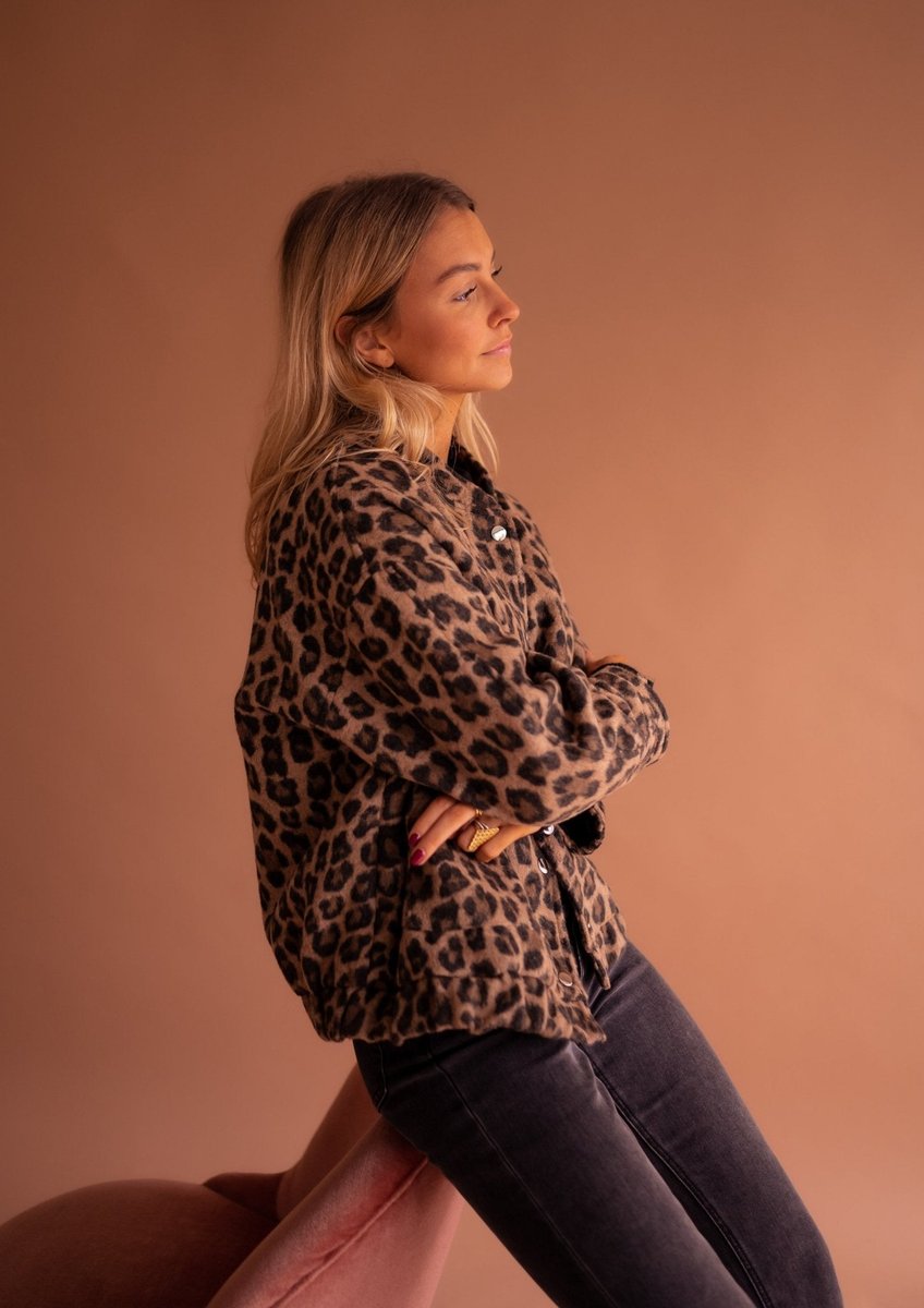 Sophie | Dames Oversized Quilted Jacket Women Luipaardprint Drukknoop