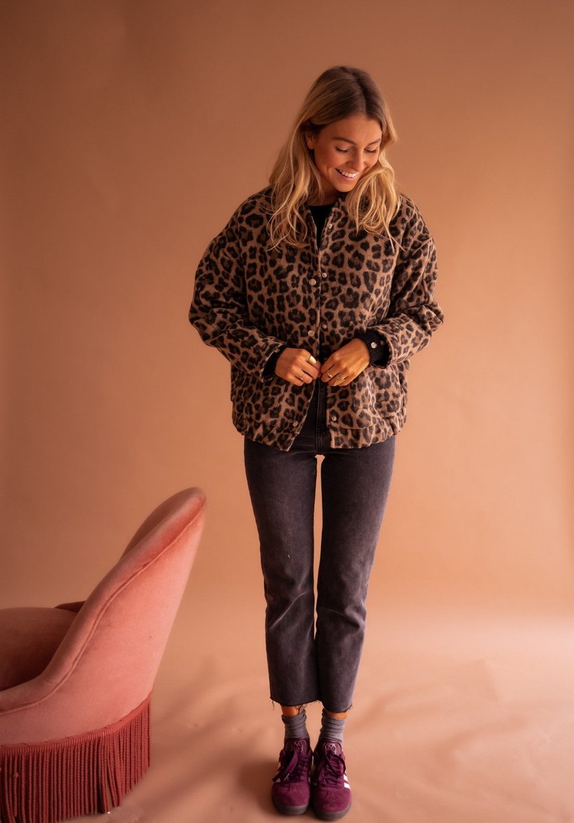 Sophie | Dames Oversized Quilted Jacket Women Luipaardprint Drukknoop