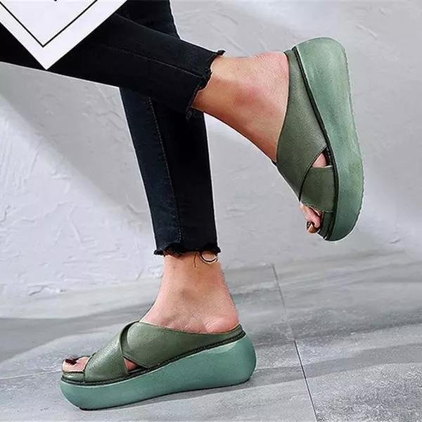 Julia | Dames Platte Gekruiste Bandjes Comfort Sandalen
