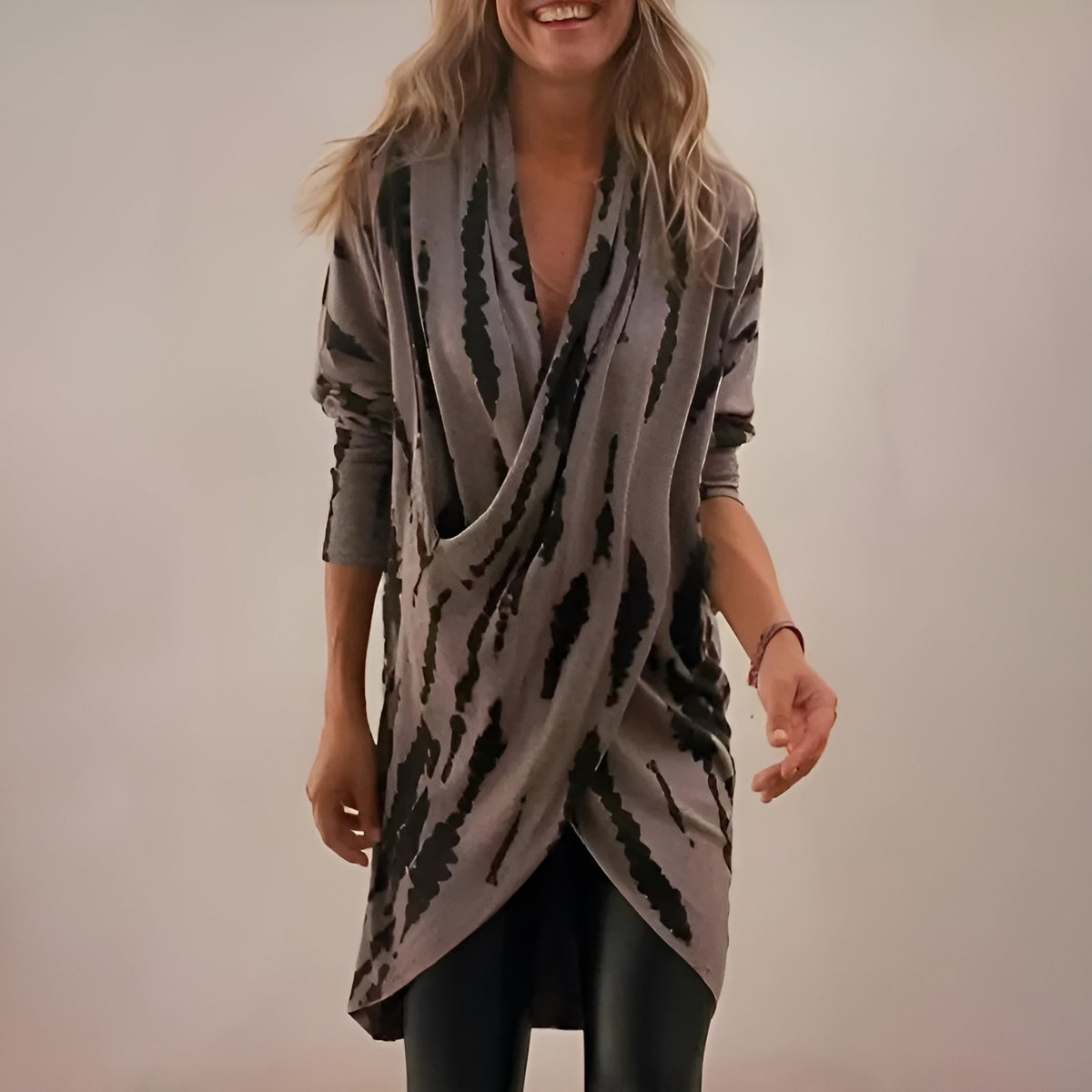 Femke | Dames Relaxed-Fit V-hals Tunica met Abstract Print