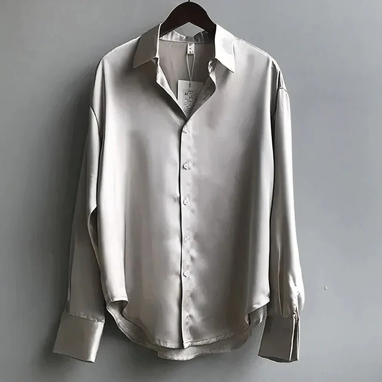 Femke | Dames Satijn Blouse Lange Mouw Knoopsluiting Puntkraag