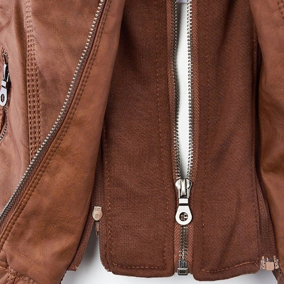 Femke | Dames Slim-Fit Kunstleren Motorjas Afneembare Capuchon