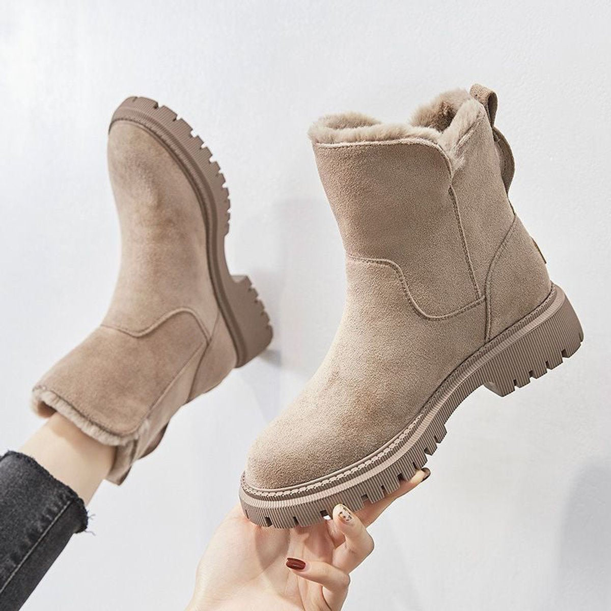 Sara | Dames Warme Gevoerde Suède Slip-On Ankle Boots