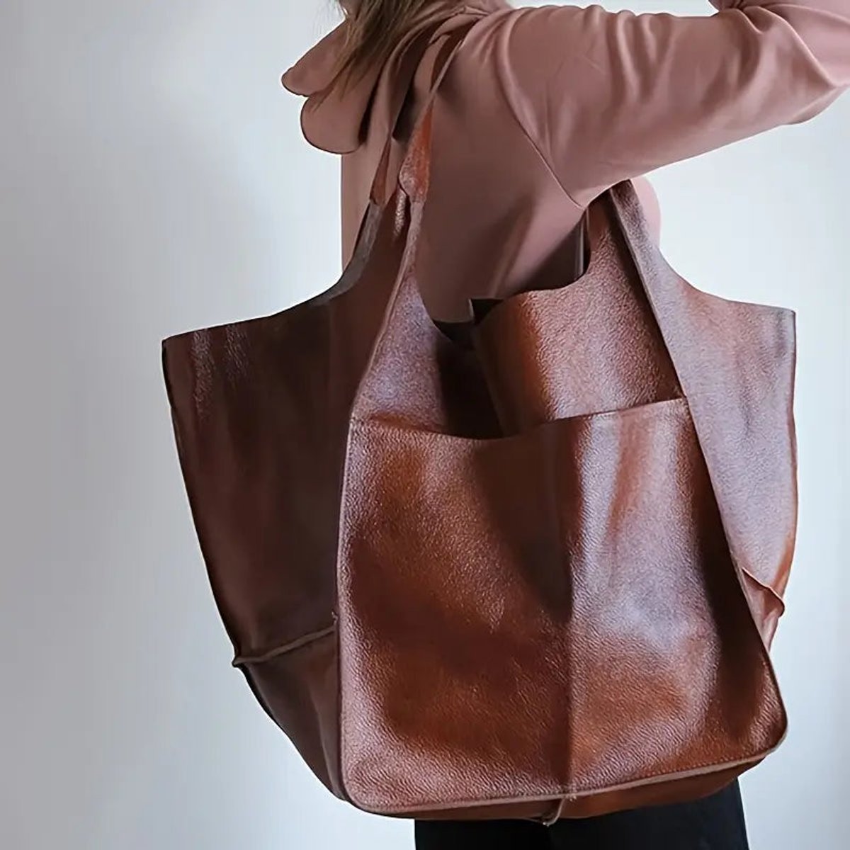 Mila | Grote Oversized Kunstleren Tote Bag met Magneetsluitng