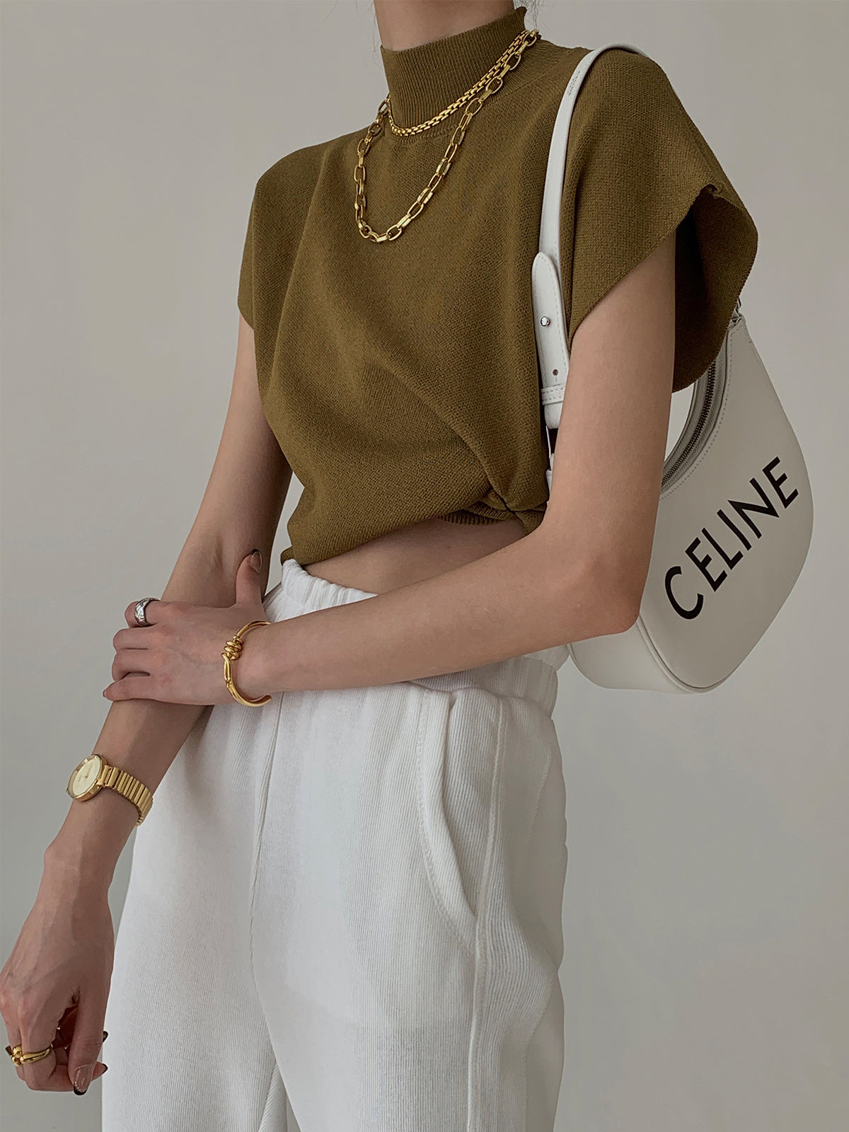 Nora | Dames Casual Top Met Mock Neck En Korte Mouwen