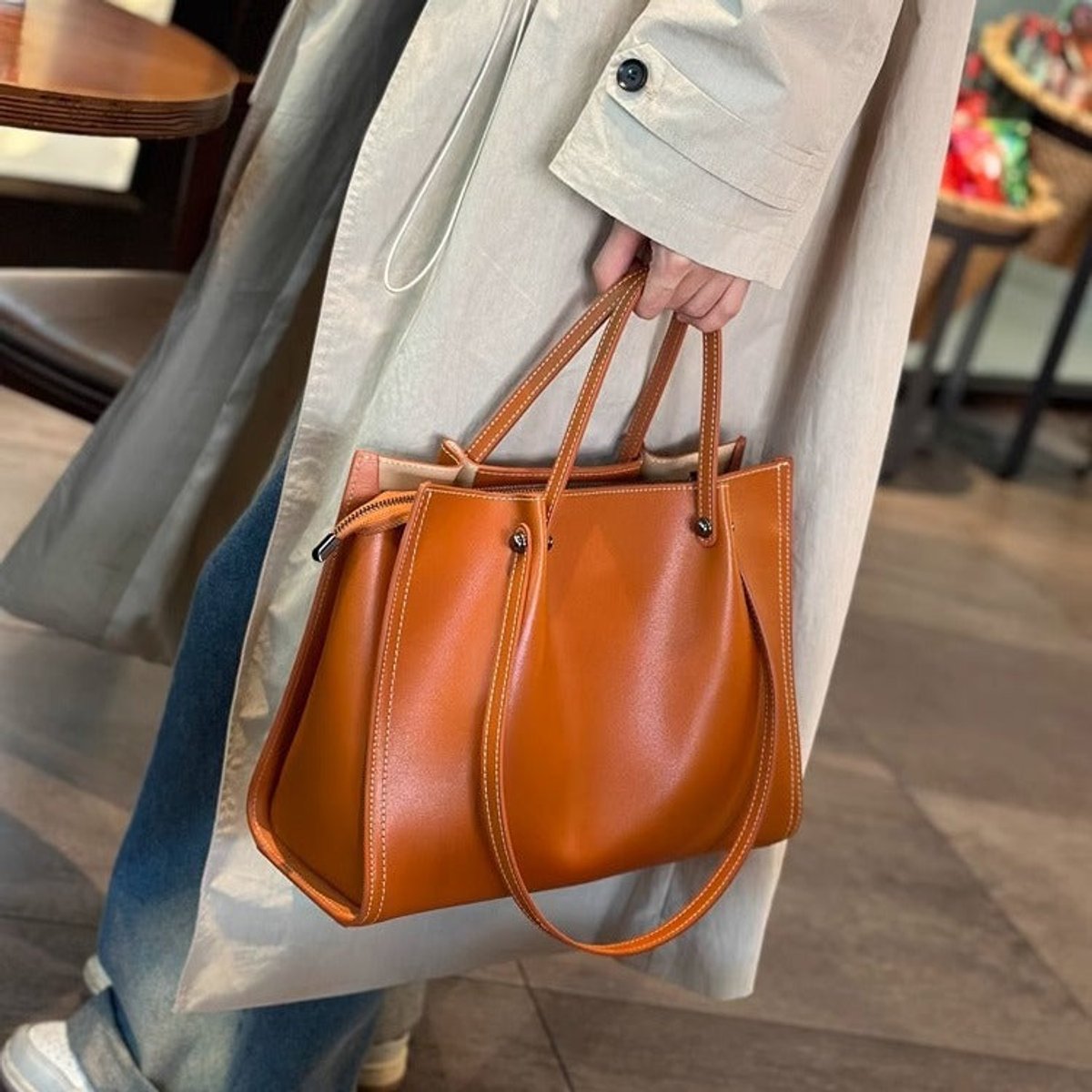 Eva | Minimalistische Vegan Leren Ruime Tote Bag